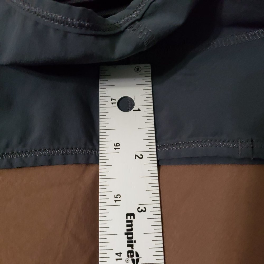 Lululemon Short - Picture 6 of 6